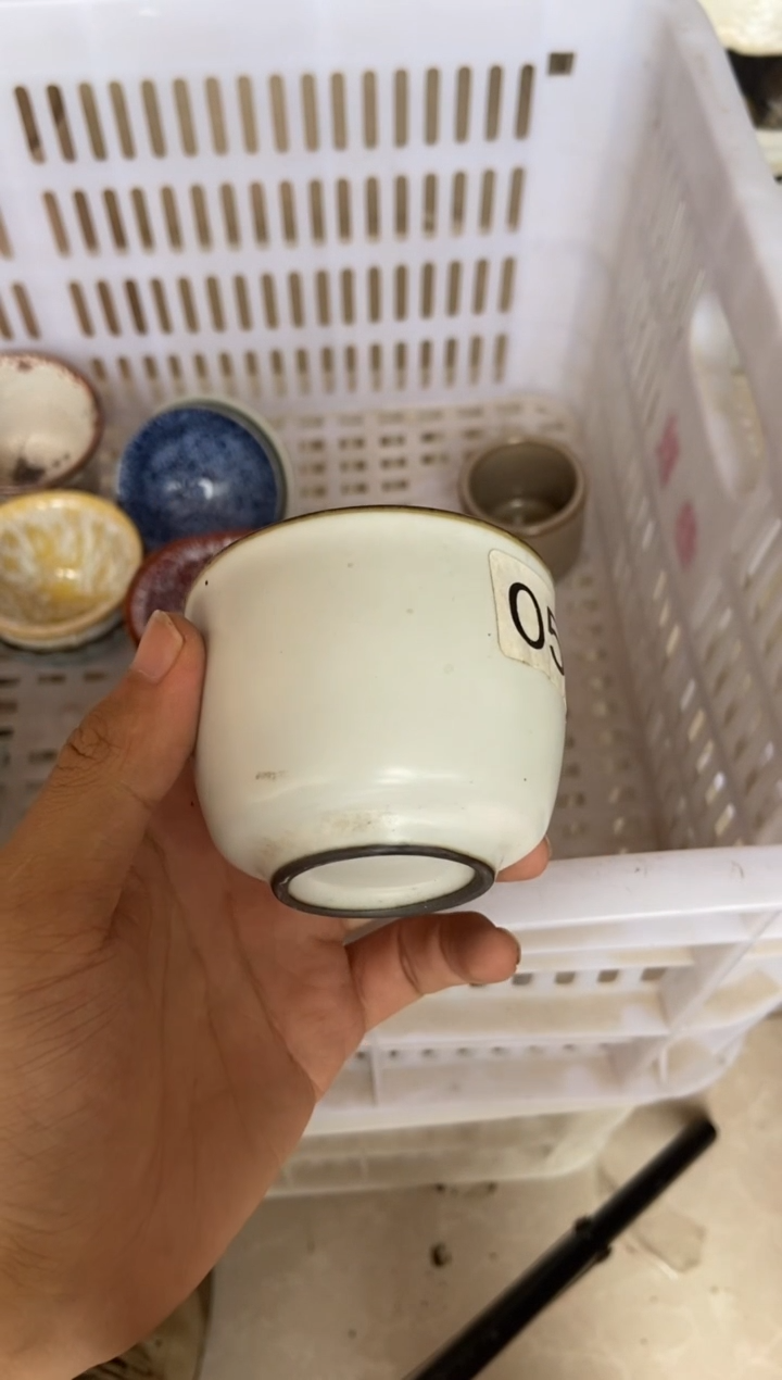 杯无运费险有瑕疵的摄影的产品有使用过的痕迹有点脏介意勿拍