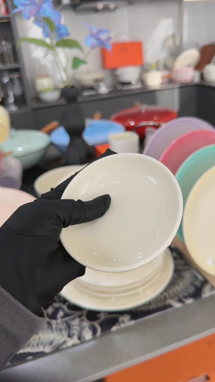 【闪购商品】瓷浮雕草莓陶瓷蘸料碟-樱花粉x2