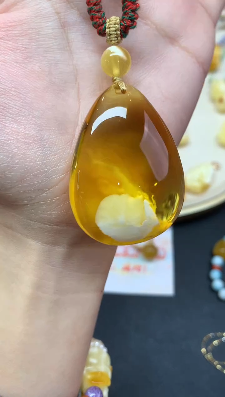 【闪购商品】蜜蜡裸石未镶嵌吊坠A32|1580