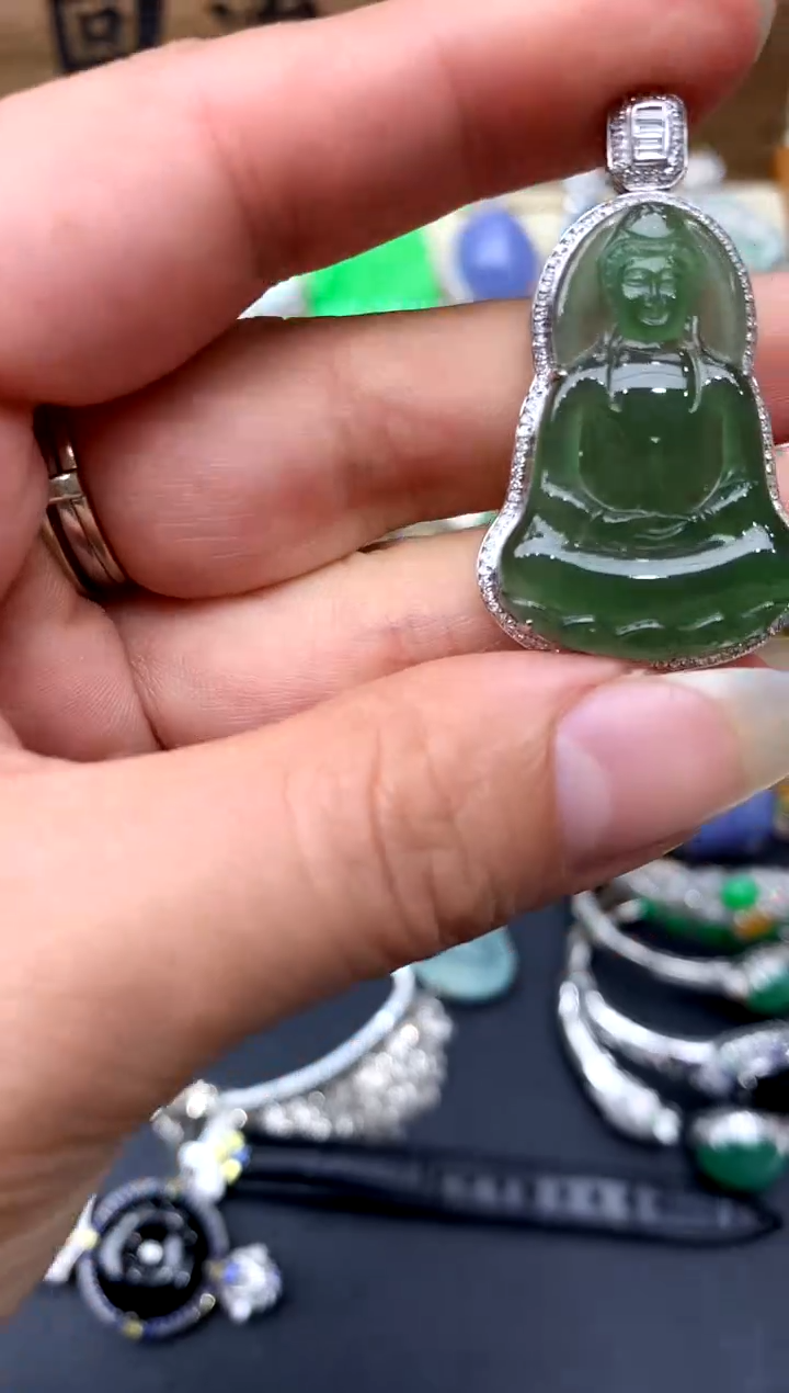 【闪购商品】翡翠颈饰18K金镶嵌247-中国好珍宝