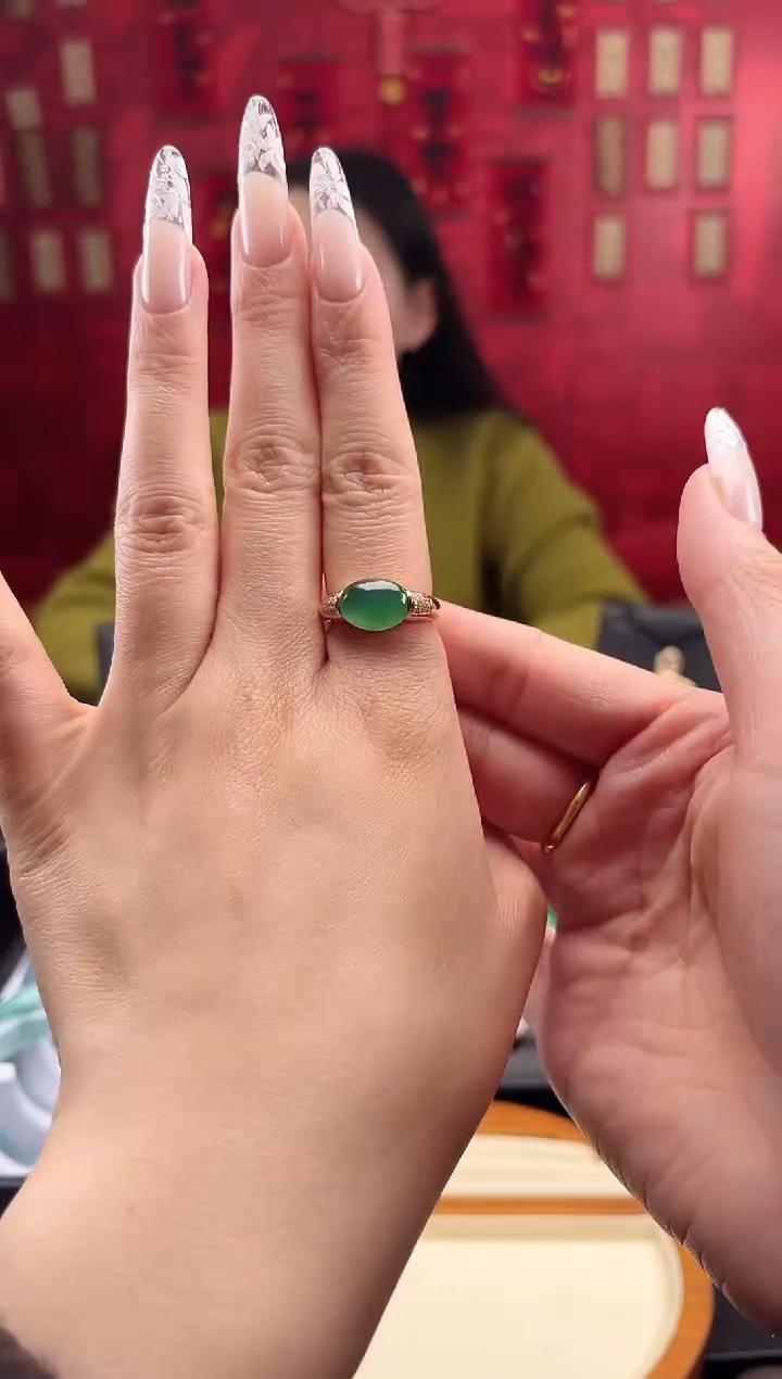 【闪购商品】翡翠戒指18K金镶嵌戒指