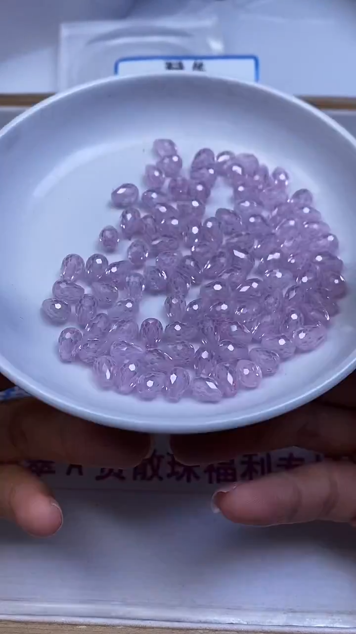 未镶嵌天然锆石散珠D731 粉锆石水滴6*8mm5个13元
