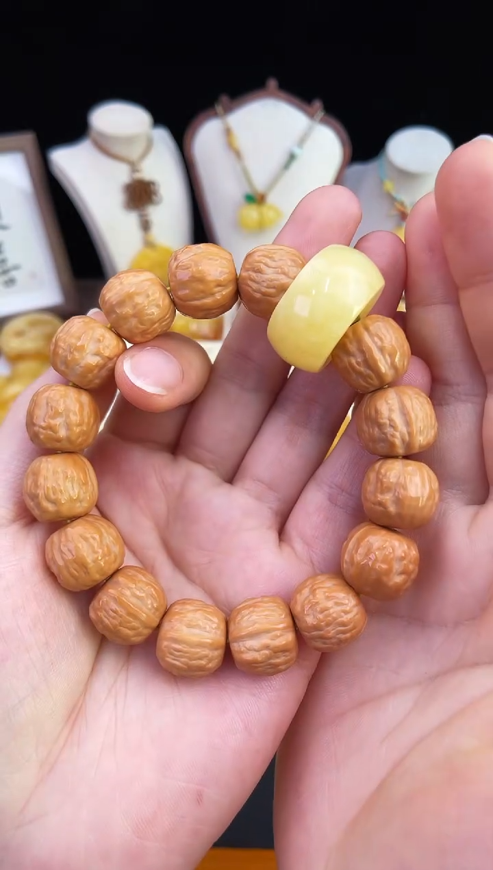 琥珀未镶嵌珠宝奇石柒月