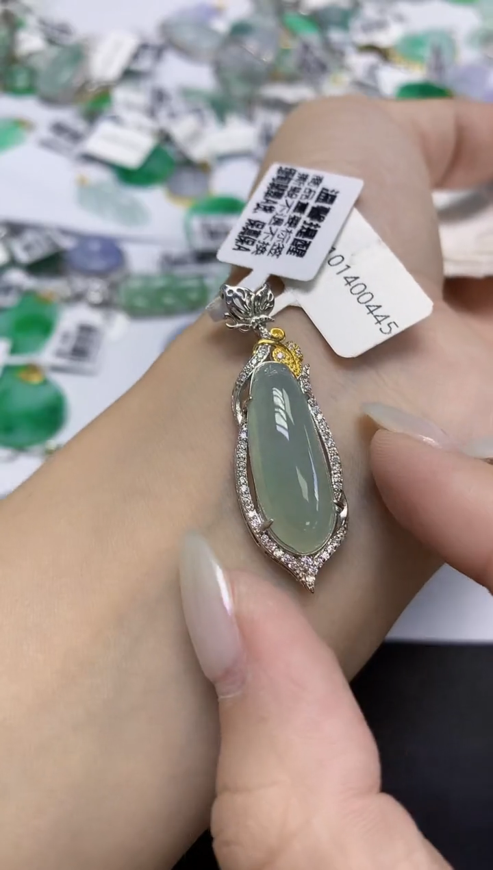 颈饰未镶嵌翡翠天然缅甸翡翠A货百元以上9元证书费自理