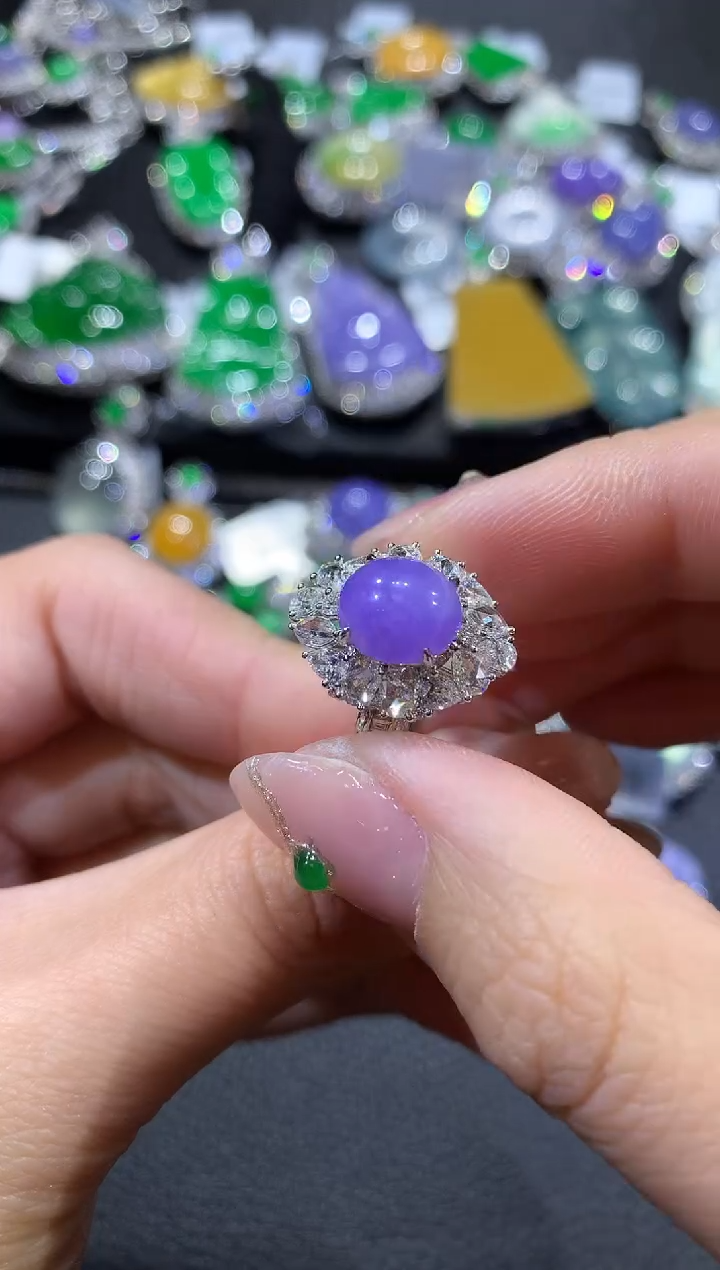 【闪购商品】翡翠戒指18K金镶嵌97-蛋面戒指