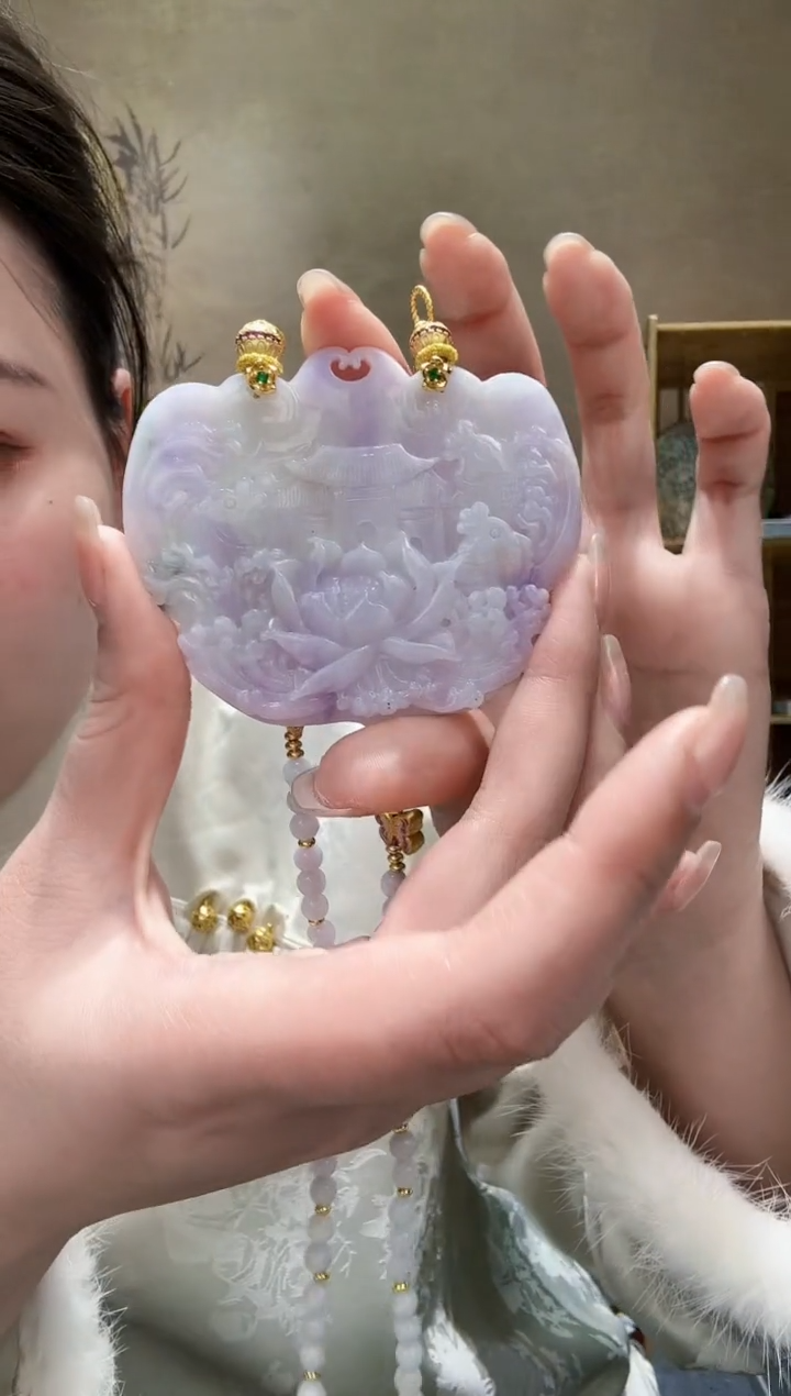 【闪购商品】翡翠颈饰未镶嵌吊坠