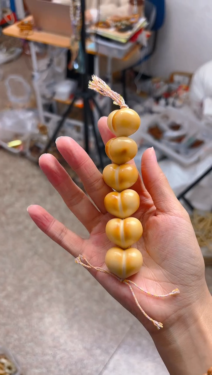 吊坠菩提根/象牙果新款爱心屁桃光面棒棒糖