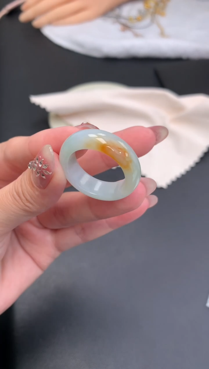 颈饰未镶嵌翡翠48小时鉴赏期 退货不扣服务费