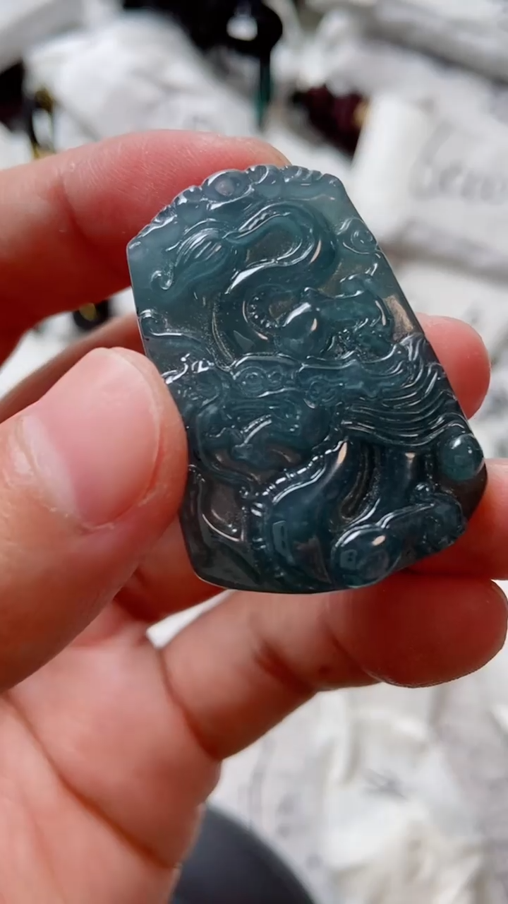 翡翠未镶嵌颈饰8888888888