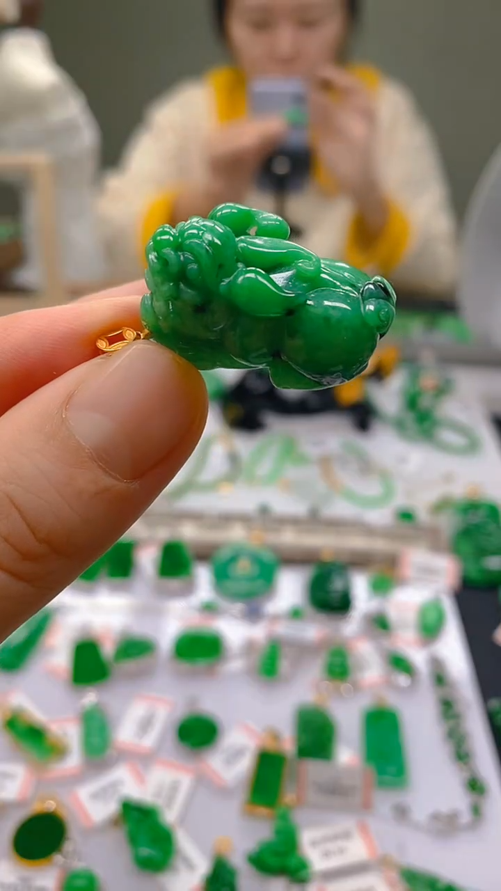 【闪购商品】翡翠颈饰18K金镶嵌新号开播，全场乱卖