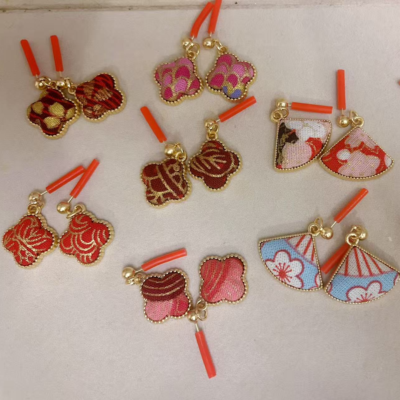 钛钢布艺婚庆饰品 手工新中式宋锦耳钉饰品成品耳环耳钉中国风