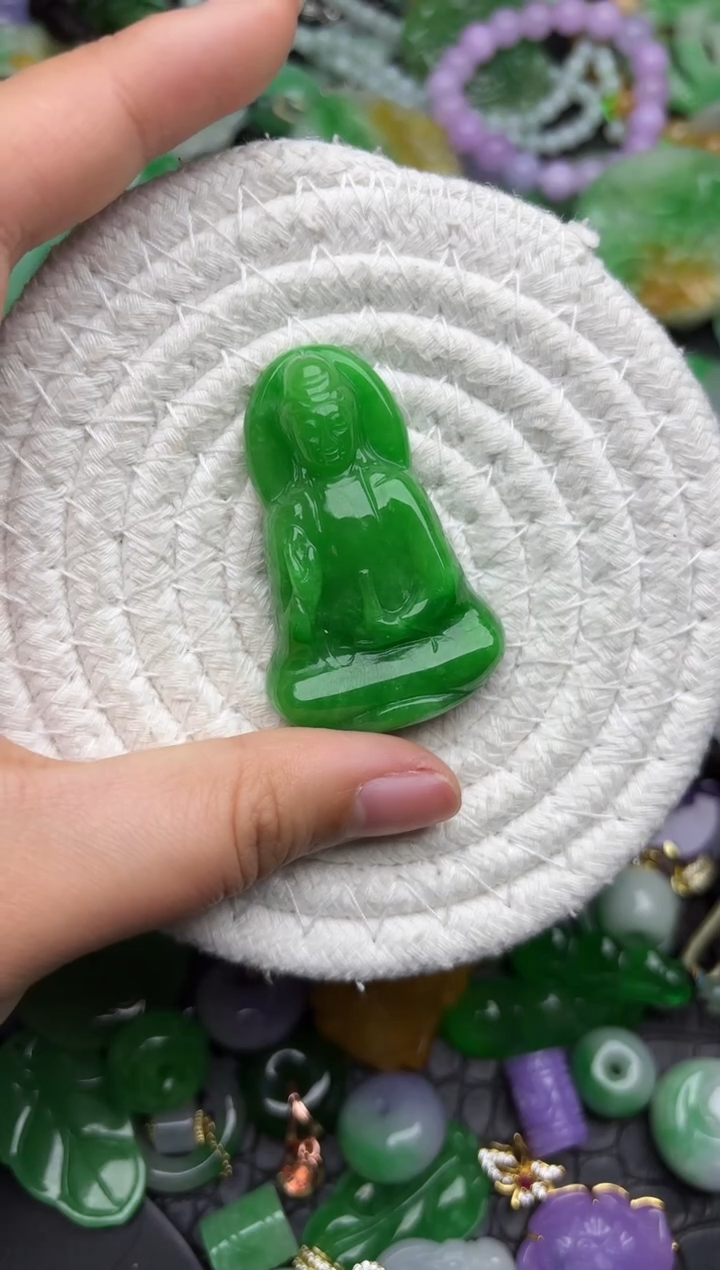 颈饰未镶嵌翡翠缅甸翡翠吊坠