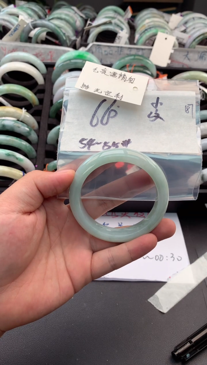 【闪购商品】定制翡翠未镶嵌毛货需精细抛光+多人