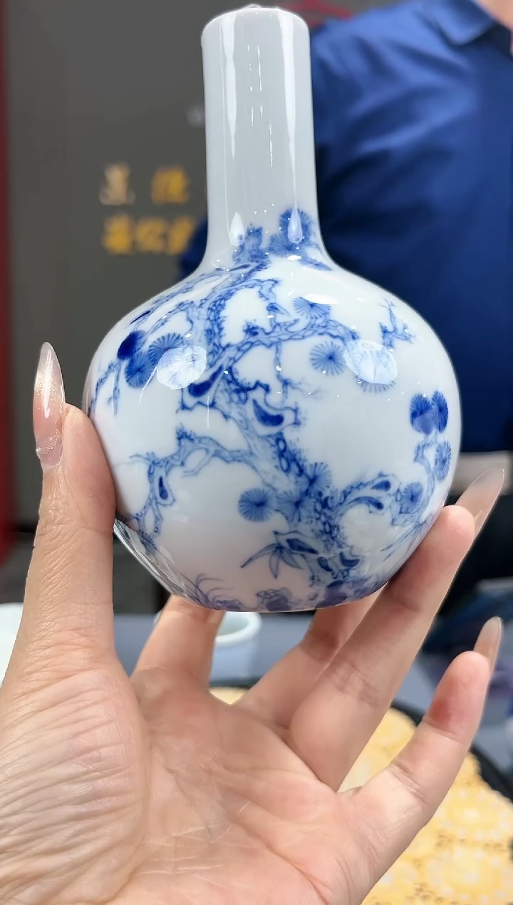【闪购商品】官窑瓷画院639官窑瓷画院松竹梅天球瓶