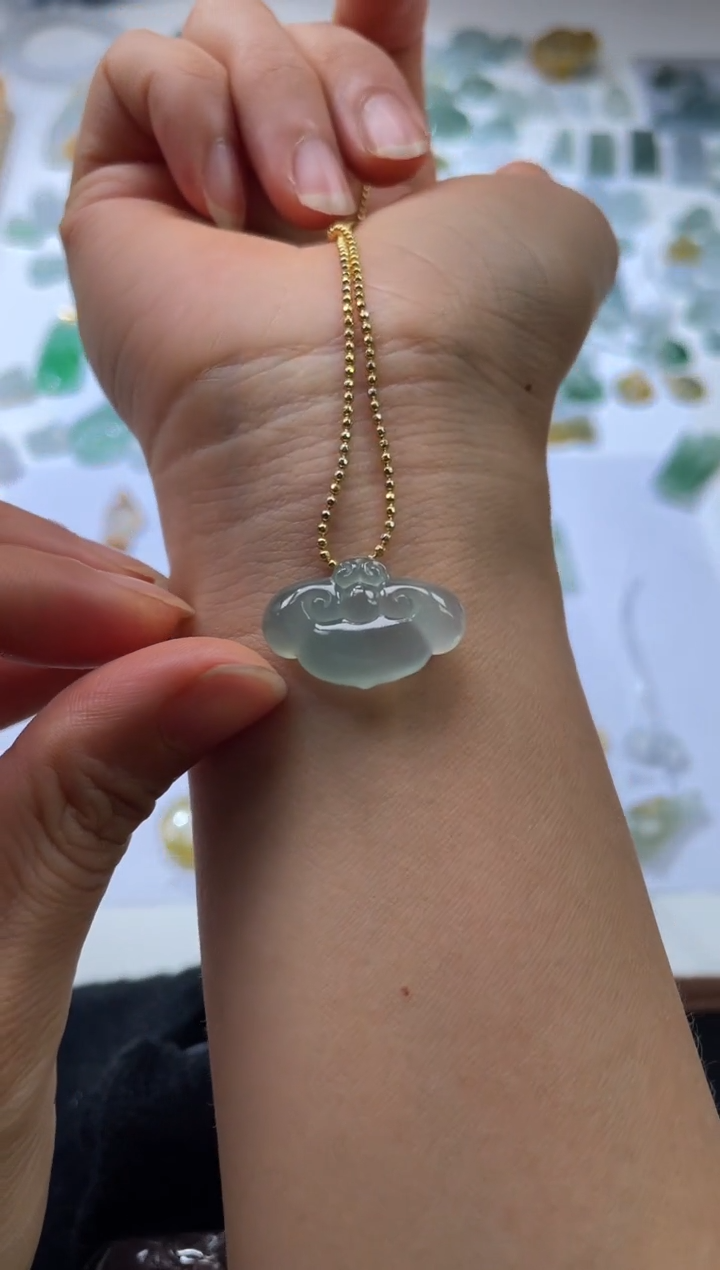 定制翡翠未镶嵌翡翠如意（不含链子）