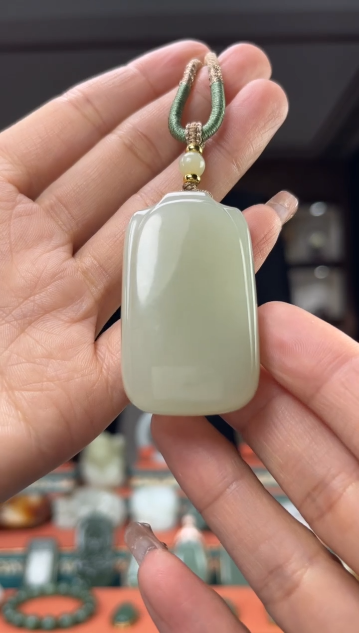 【闪购商品】和田玉颈饰未镶嵌佩佩