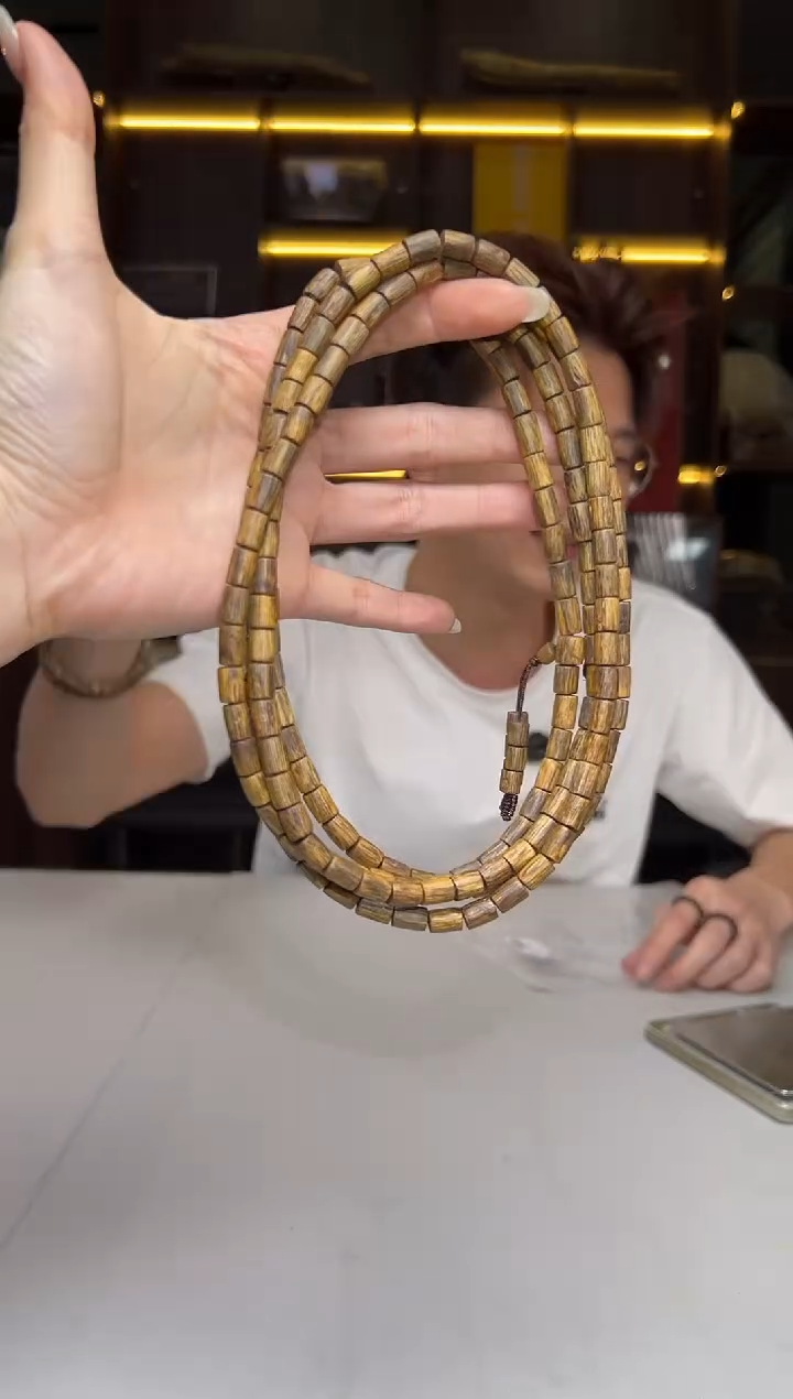 沉香沉香碎屑802号海南白奇老料06规整桶多圈老料多样性发一19