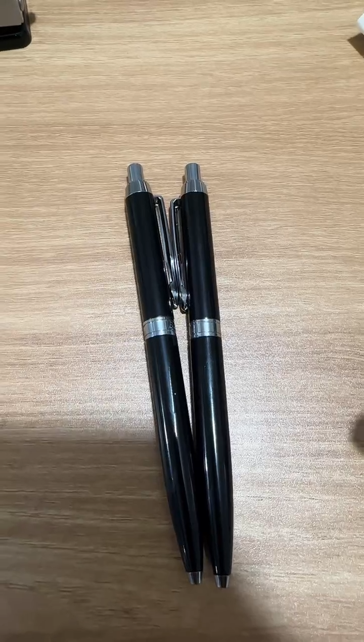 宝克金属按动中油笔