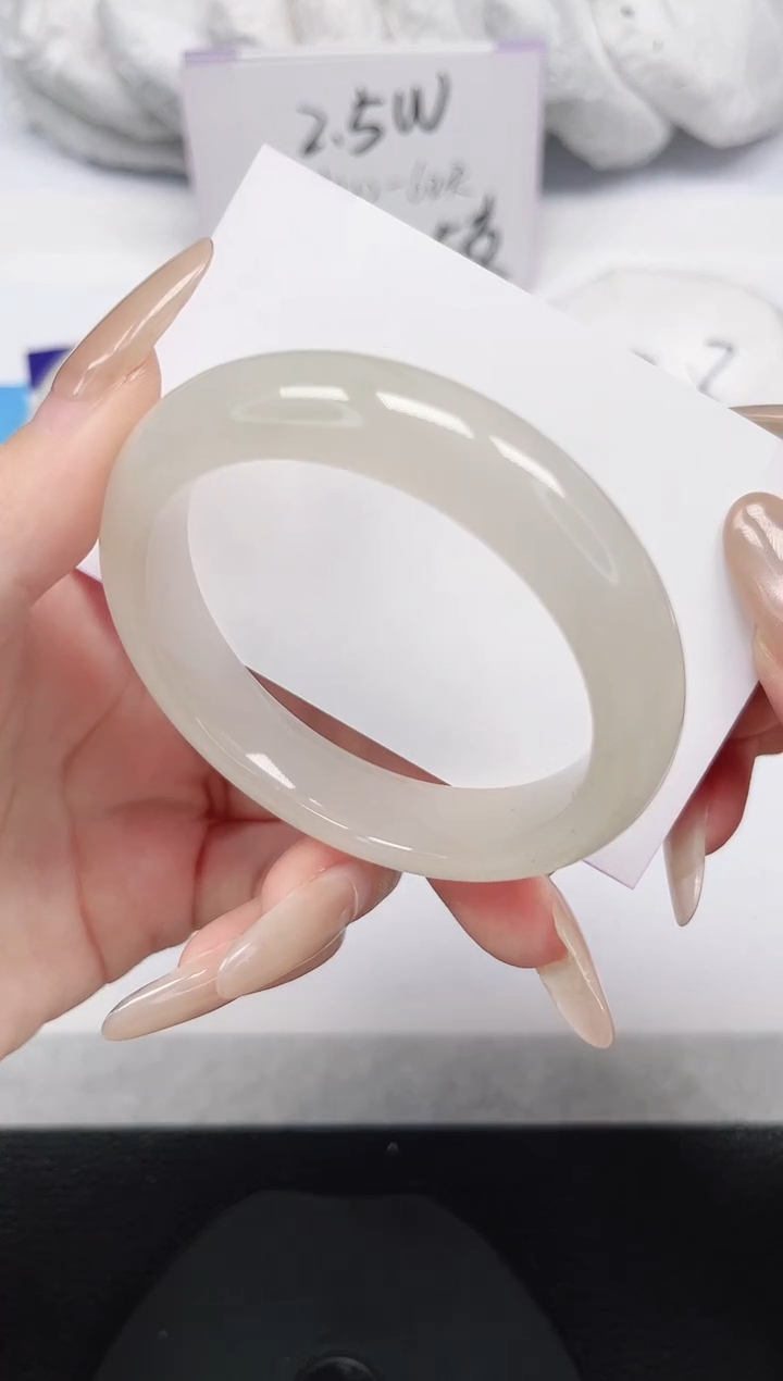 未镶嵌手镯石英岩玉151-52/53