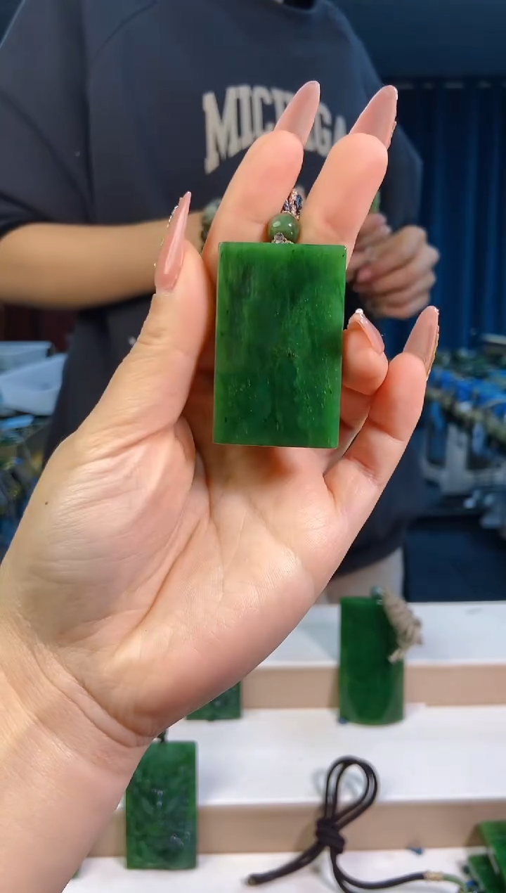 【闪购商品】和田玉挂件未镶嵌1