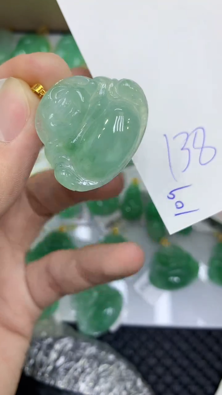 颈饰18K金镶嵌翡翠缅甸A货翡翠