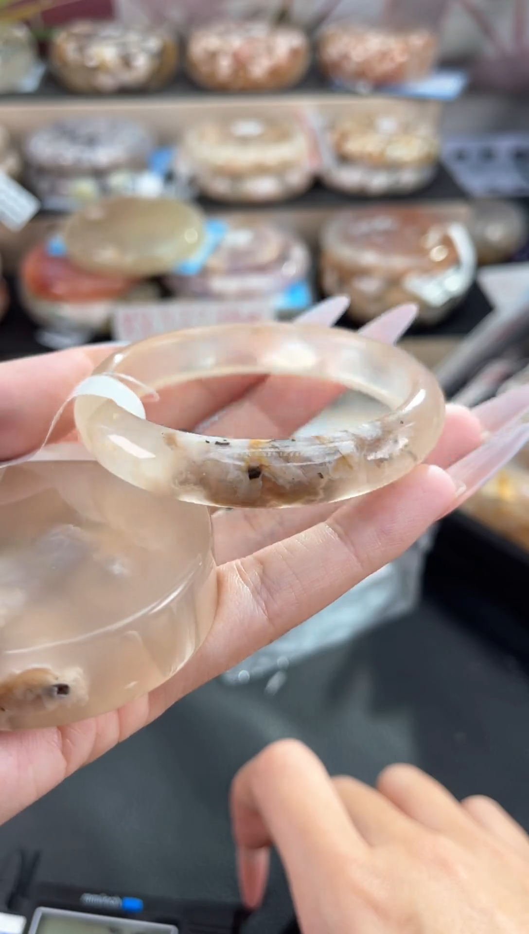 未镶嵌手镯石英质玉54