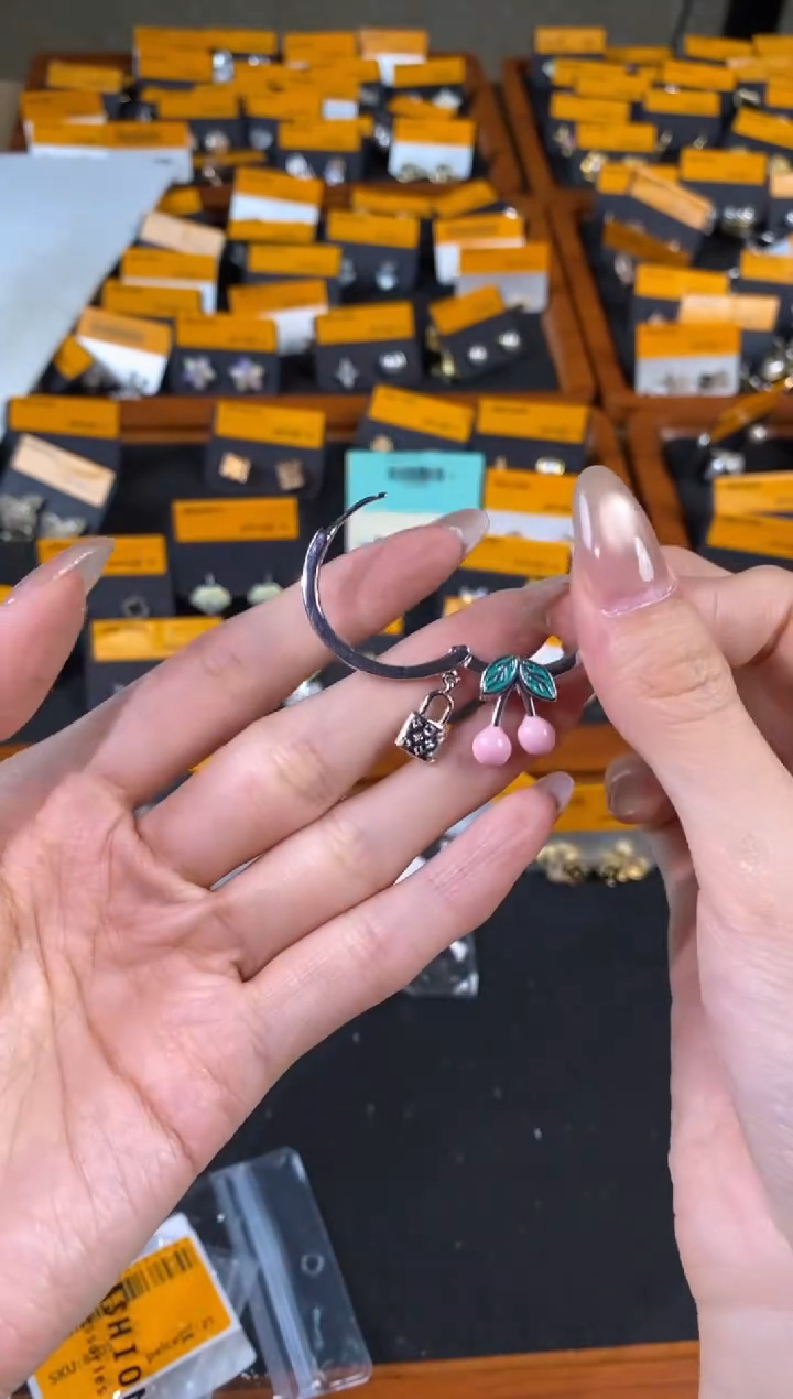 钛钢锆石925银8505