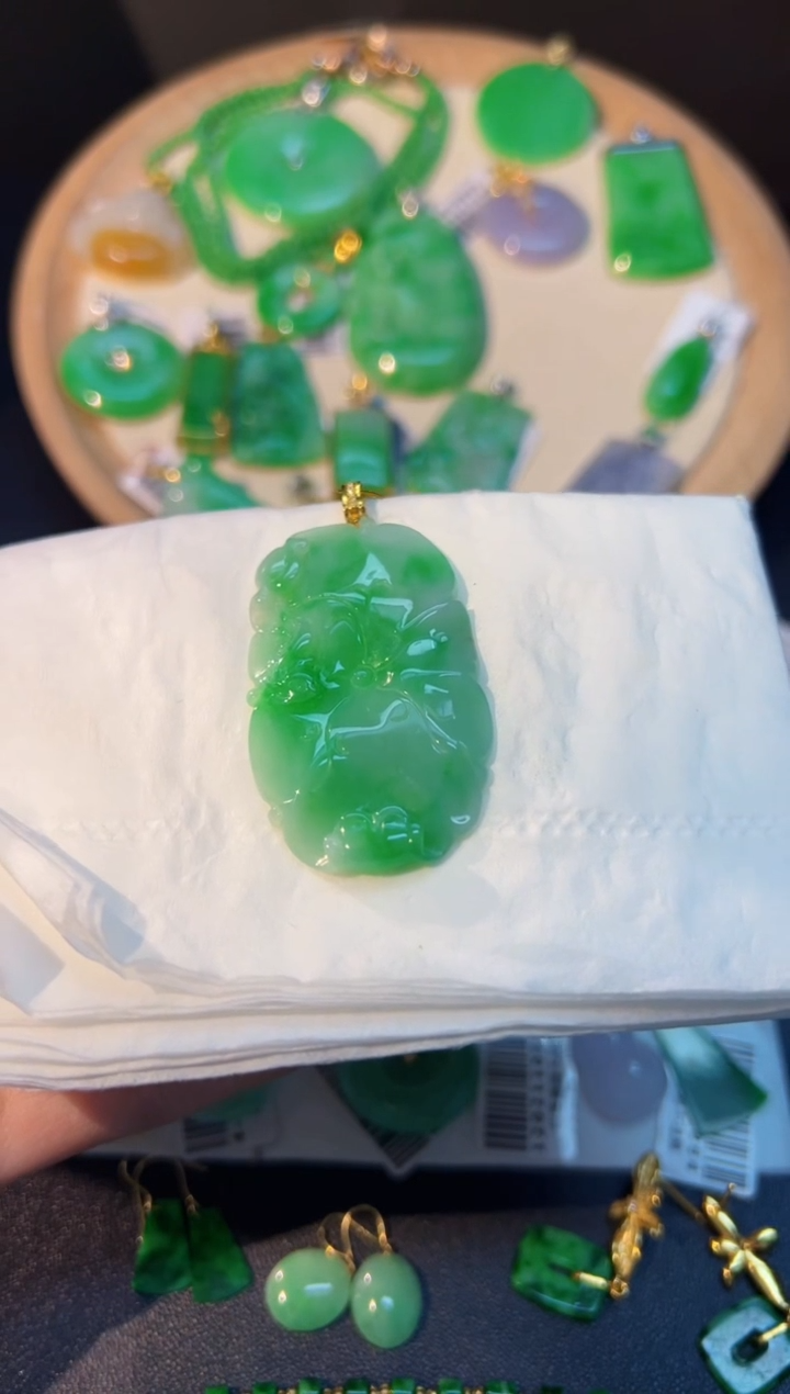 【闪购商品】翡翠颈饰18K金镶嵌Y缅料A货/支持复检/一件