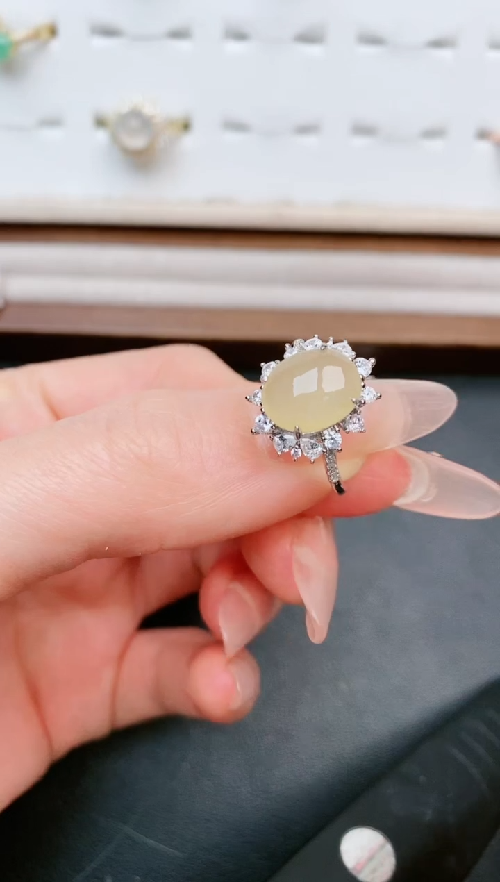 【闪购商品】翡翠戒指银S925镶嵌.....