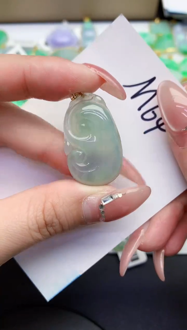 【闪购商品】翡翠颈饰18K金镶嵌0000000000