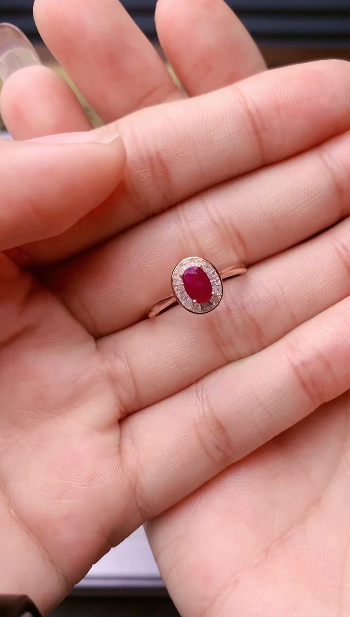 【闪购商品】红宝石戒指银S925镶嵌........