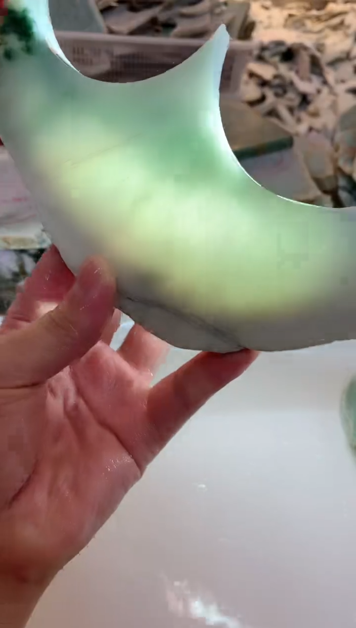 翡翠未镶嵌挂件0朱0翡翠珠宝486