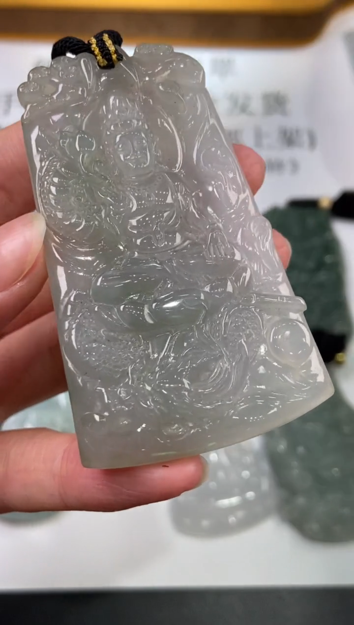 翡翠挂件未镶嵌296407  