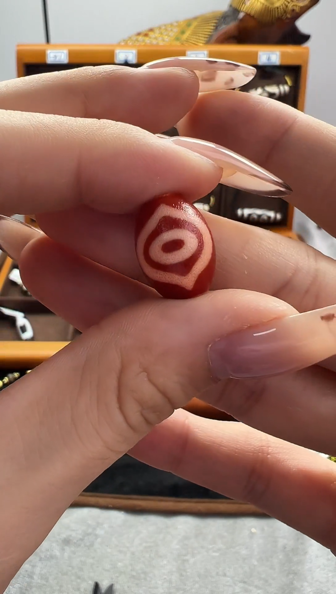 玛瑙/玉髓（覆膜）颈饰未镶嵌104.（微瑕）