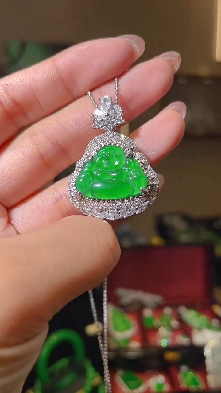 【闪购商品】翡翠吊坠(不含链)银S925镶嵌天然翡翠A货