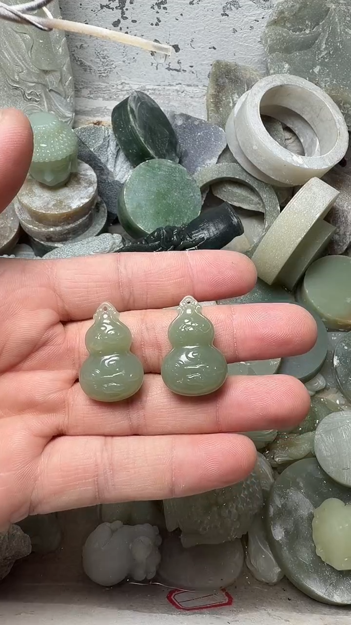 颈饰未镶嵌和田玉葫芦 拍一发一 商品多样性发货