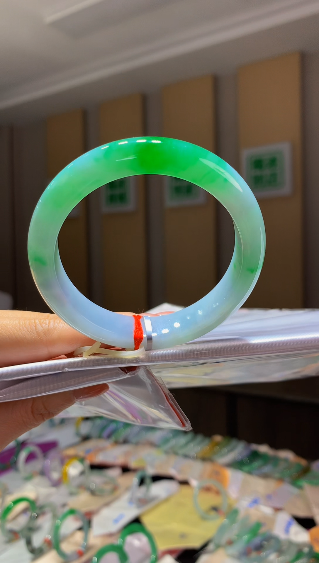 未镶嵌手镯翡翠-C34 圈口 58.4全款35万 定金2万