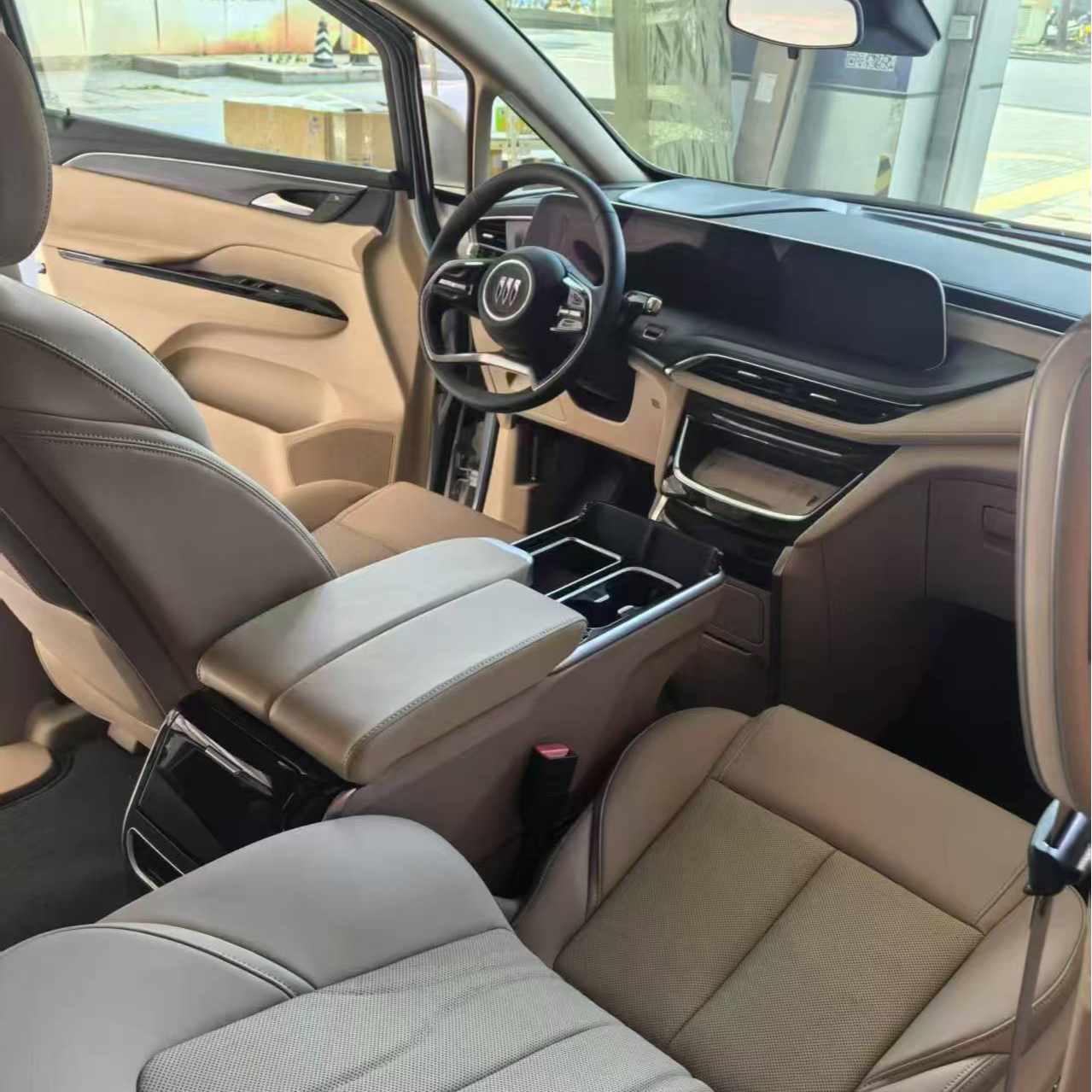 别克GL8世纪款车载扶手箱冰箱专车专用陆尚/653/652/ES/25S公务舱