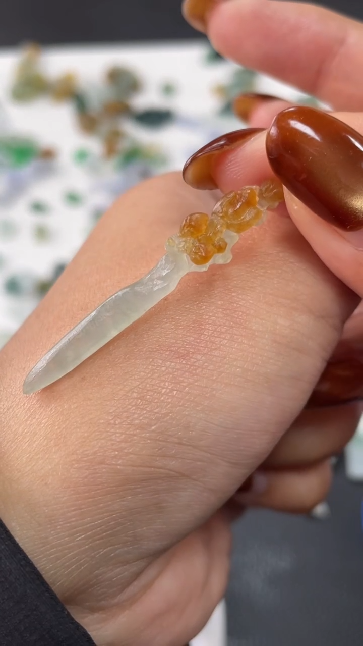 【闪购商品】定制翡翠未镶嵌45.4*5.8*7.5簪子600+60