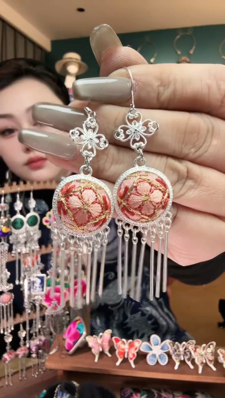 刺绣纯手工民族风刺绣耳环