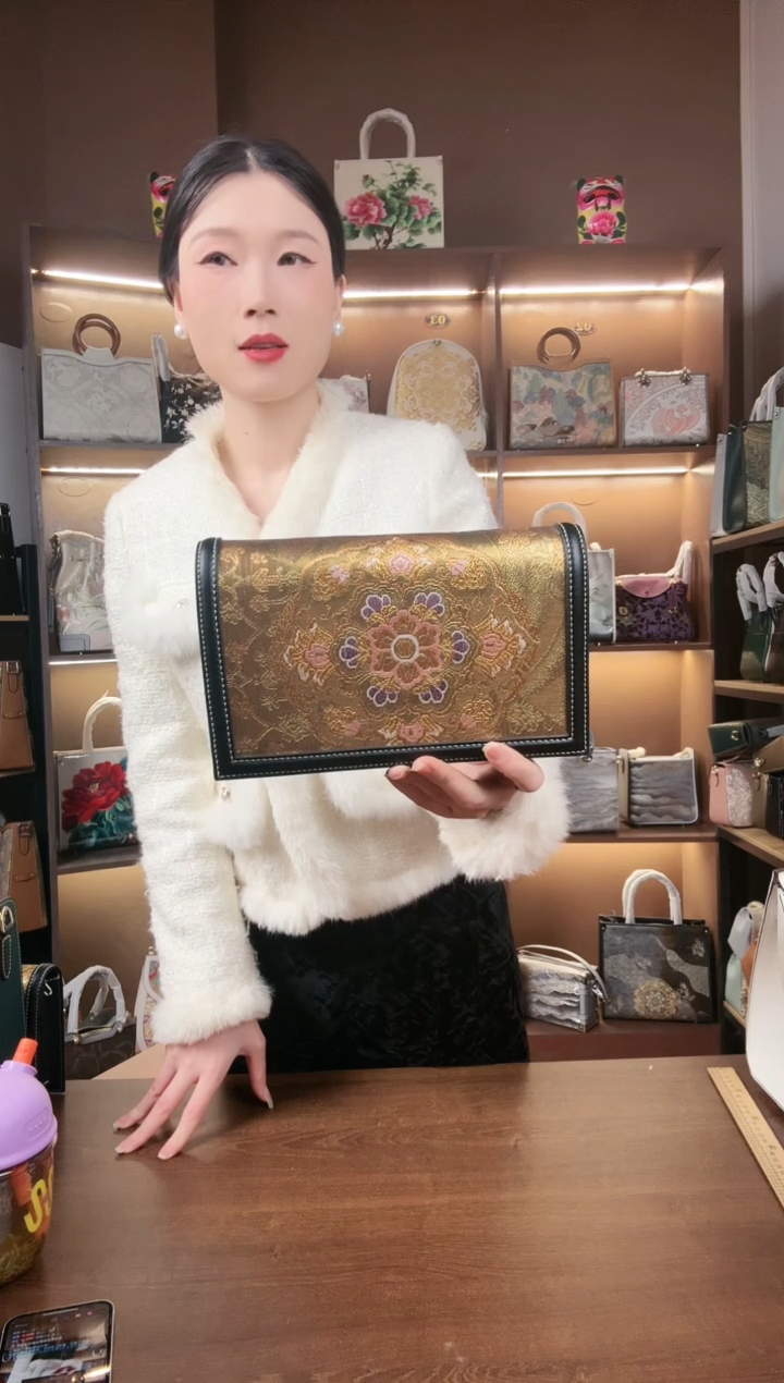 【闪购商品】织绣【福利款】岁玺子兮头层牛皮 小方包