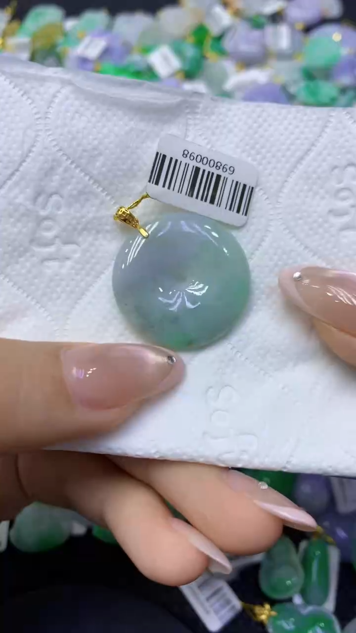 颈饰未镶嵌翡翠天然缅甸翡翠A货