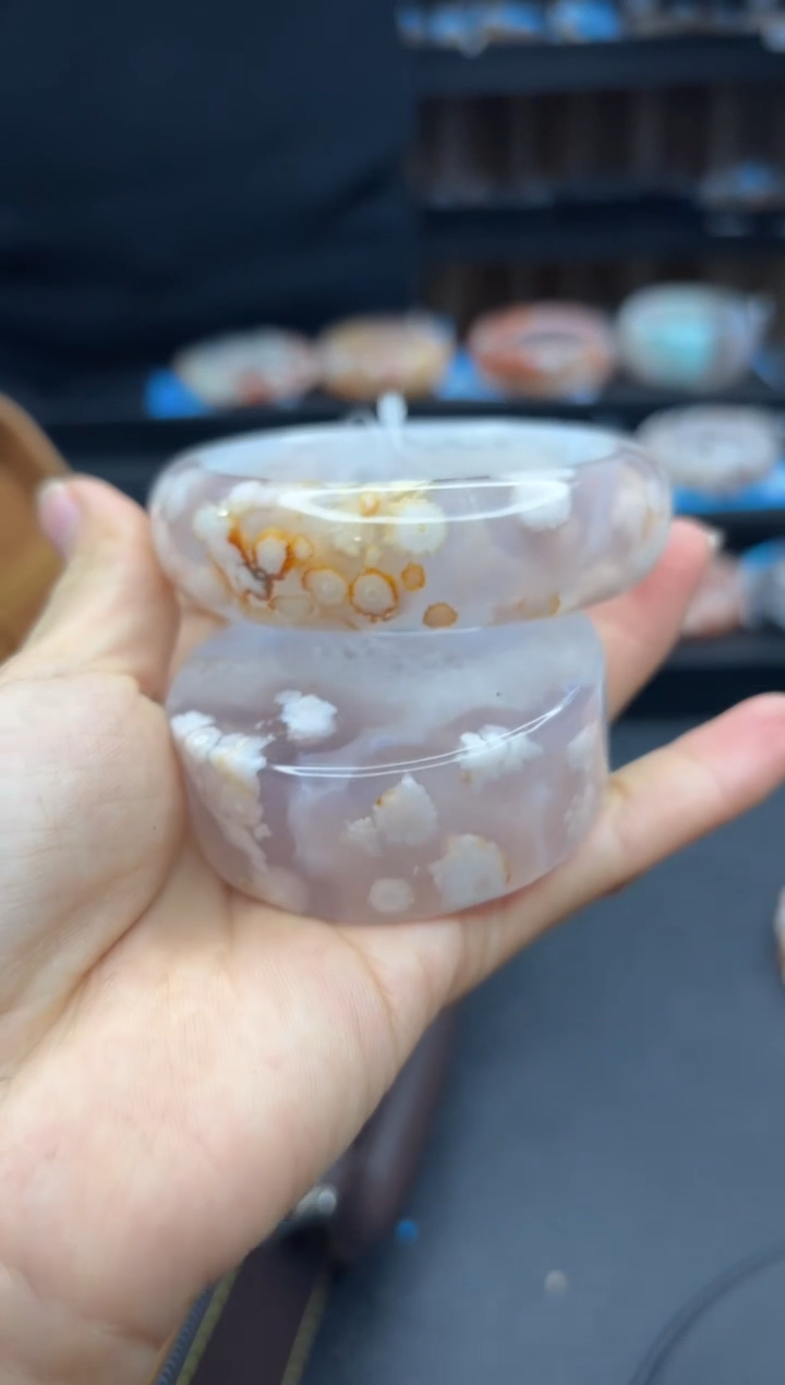 【闪购商品】石英质玉手镯未镶嵌868（60圈贈送鐲心）