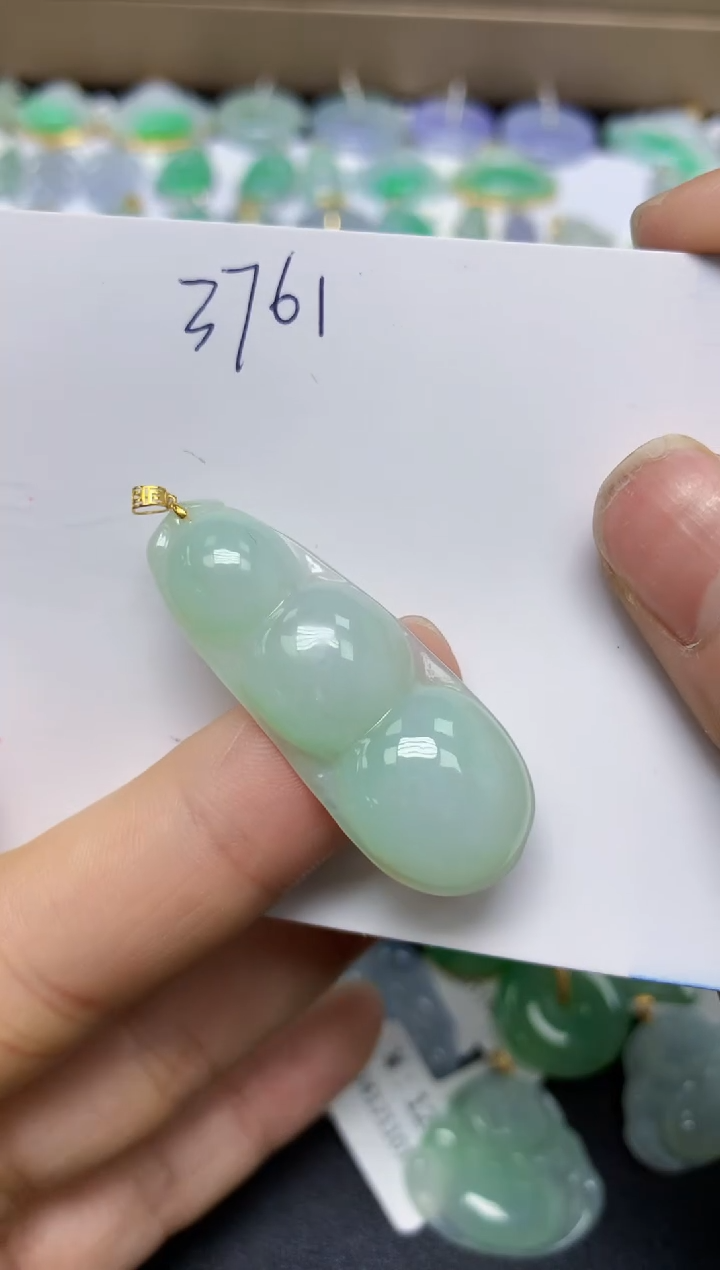 【闪购商品】翡翠挂件18K金镶嵌 天然翡翠A货
