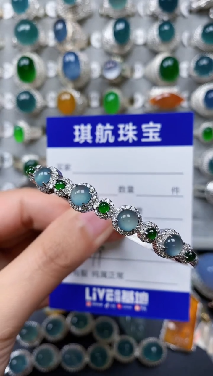 【闪购商品】翡翠手镯银S925镶嵌0579