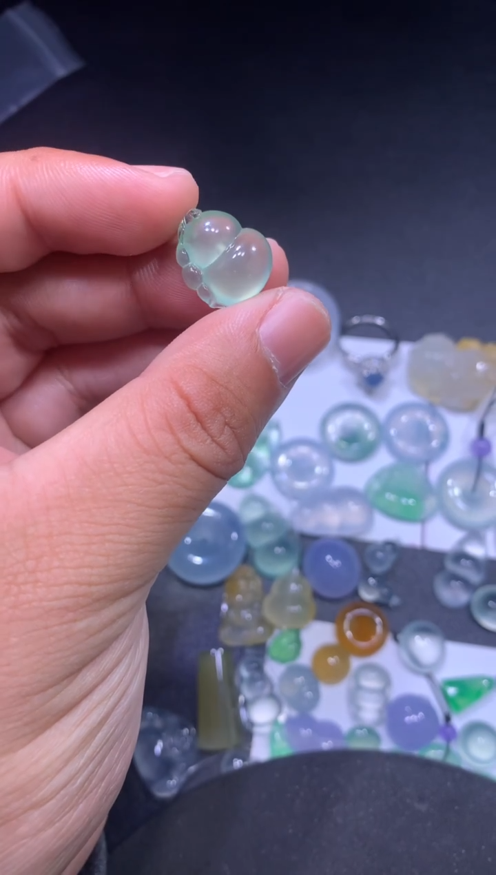 颈饰未镶嵌翡翠葫芦