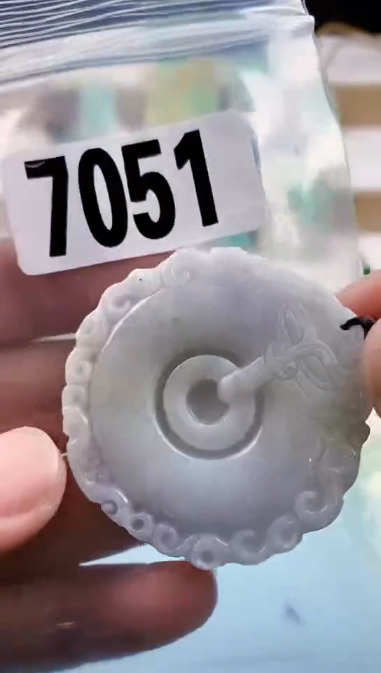 【闪购商品】翡翠挂件未镶嵌天然翡翠吊坠挂件