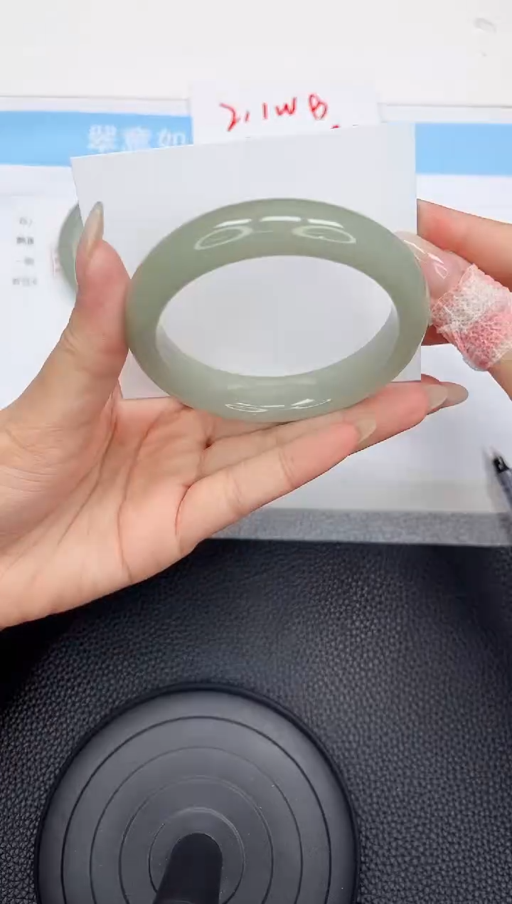 石英质玉手镯未镶嵌173-59.3