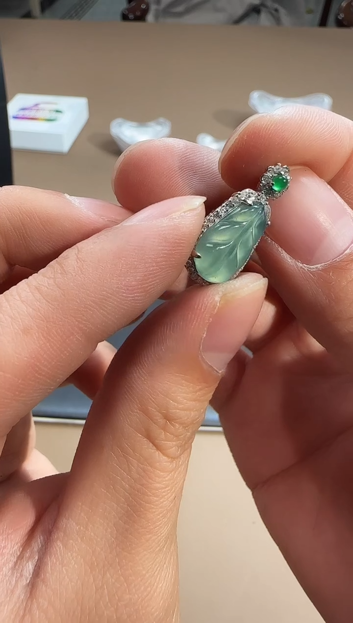 吊坠(不含链)银S925镶嵌翡翠fcx-004吊坠