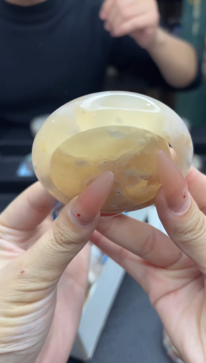 【闪购商品】石英质玉手镯未镶嵌2098（55圈赠送镯心）